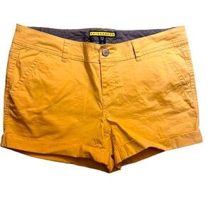 Prince & Fox Yellow Bermuda Shorts Cotton Twill